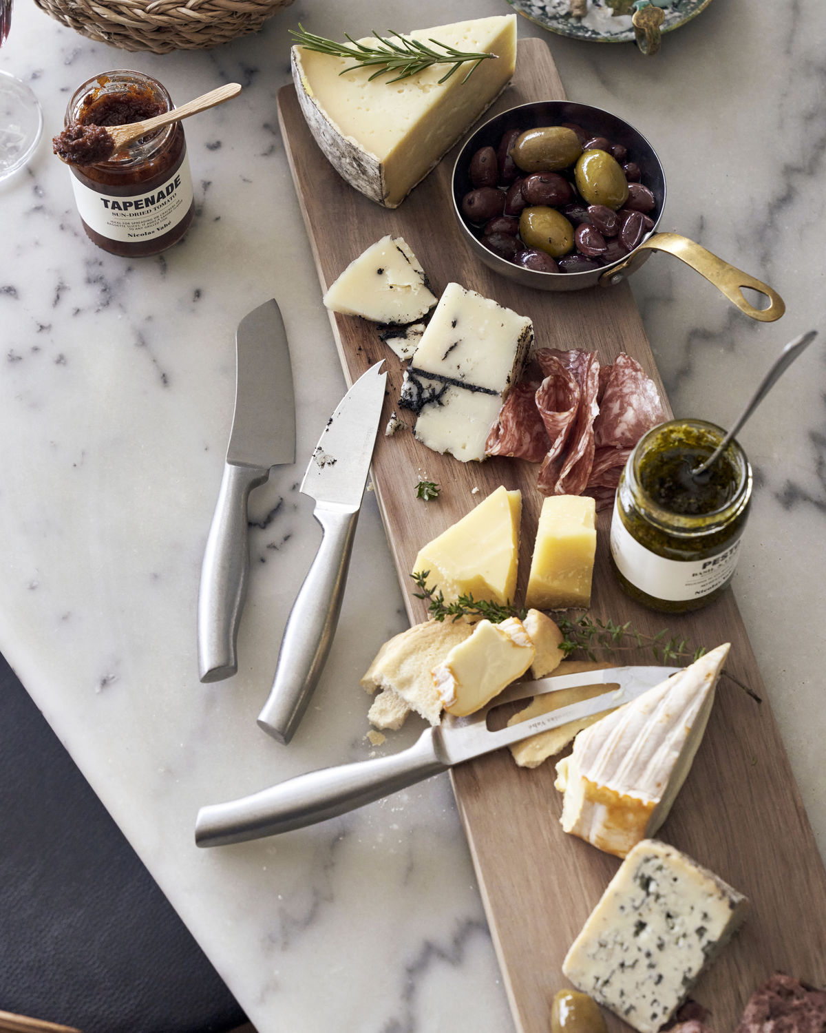 NVCheese Knives, Nature