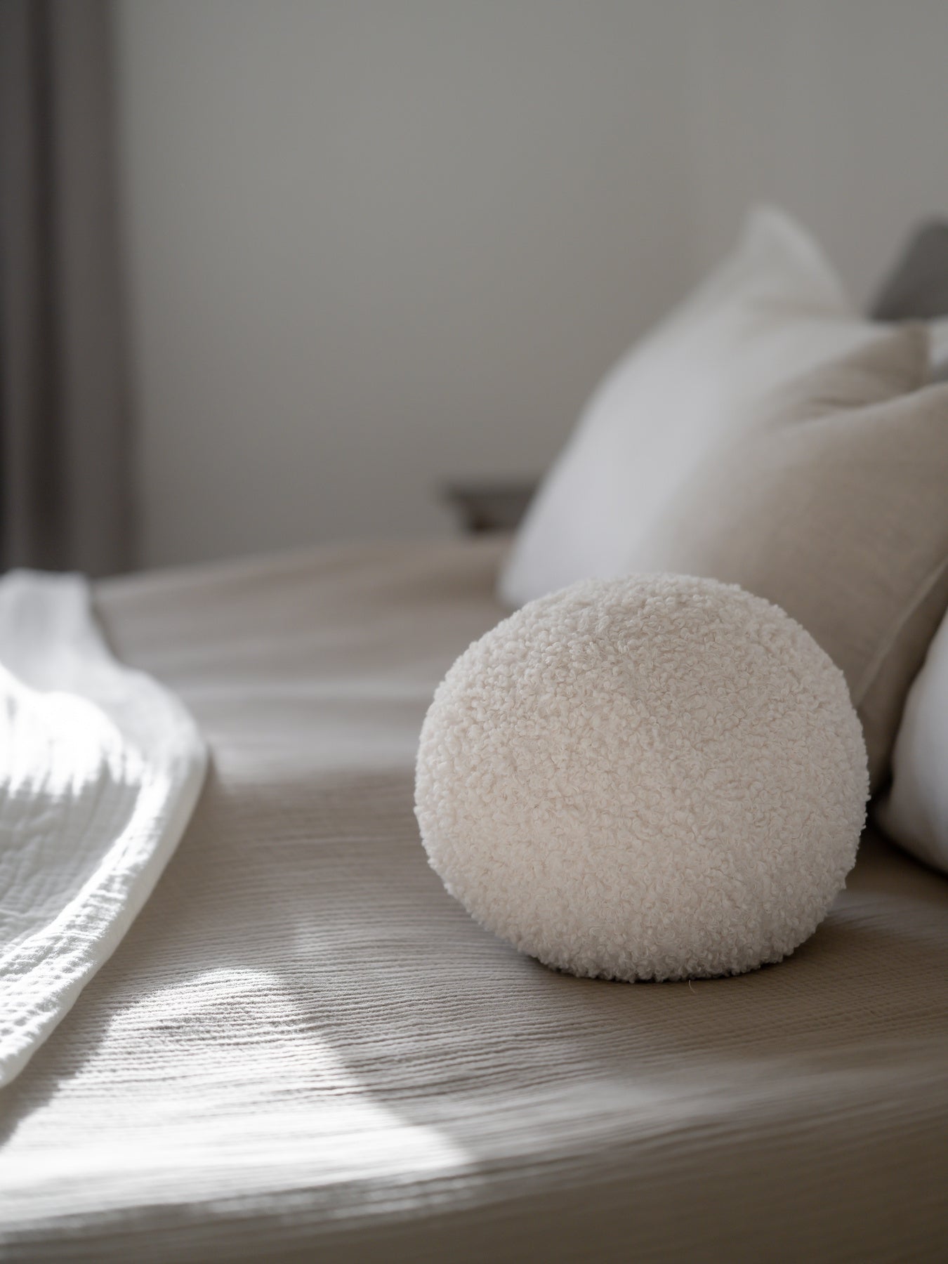 Elsie Cushion Offwhite