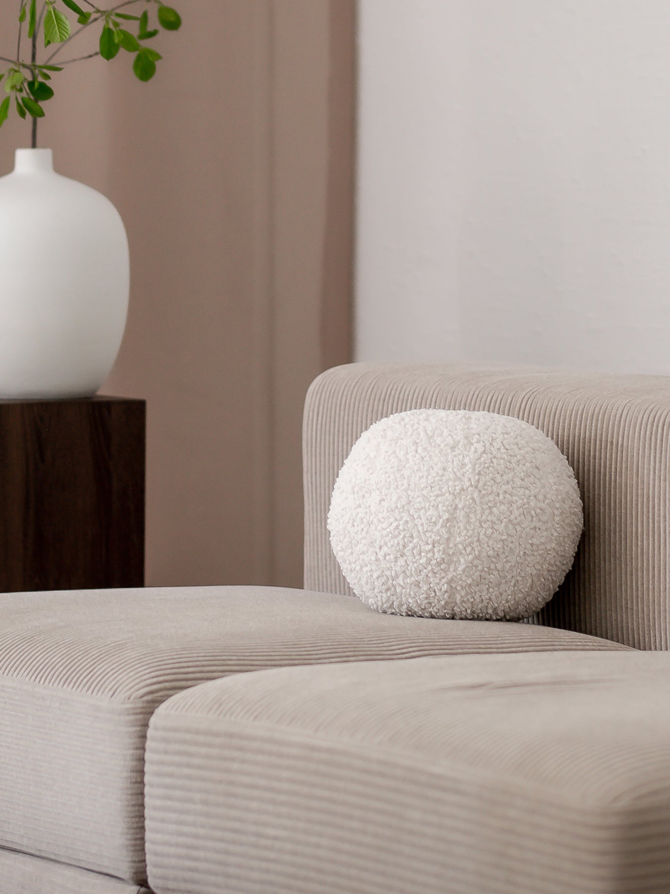 Elsie Cushion Offwhite 30cm