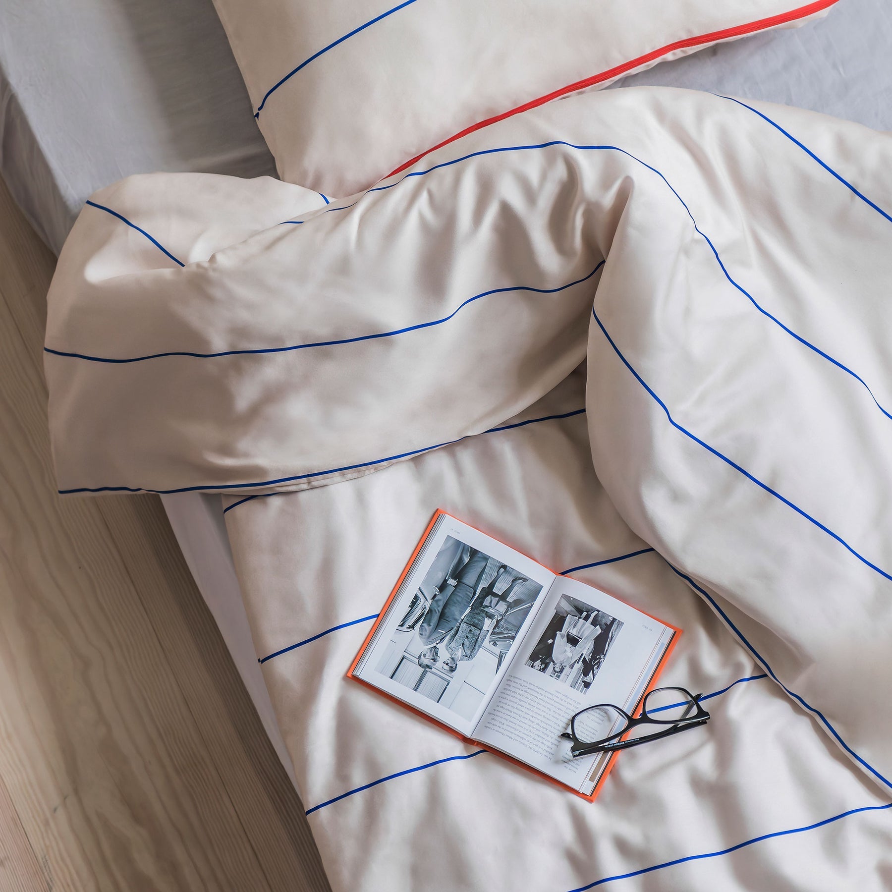 ALIGN bed set, Cobalt/Sand