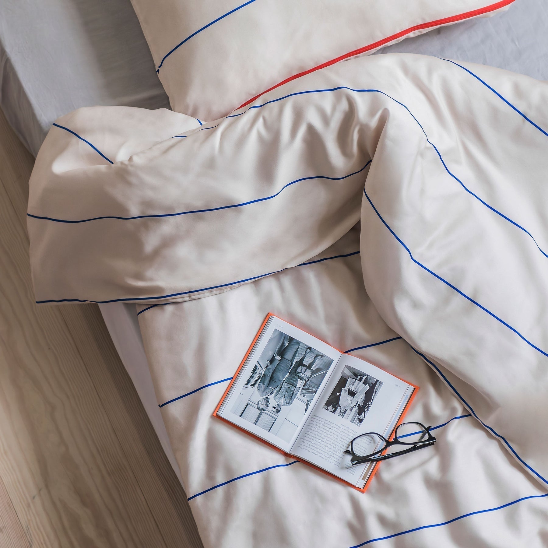 ALIGN bed set, Cobalt/Sand