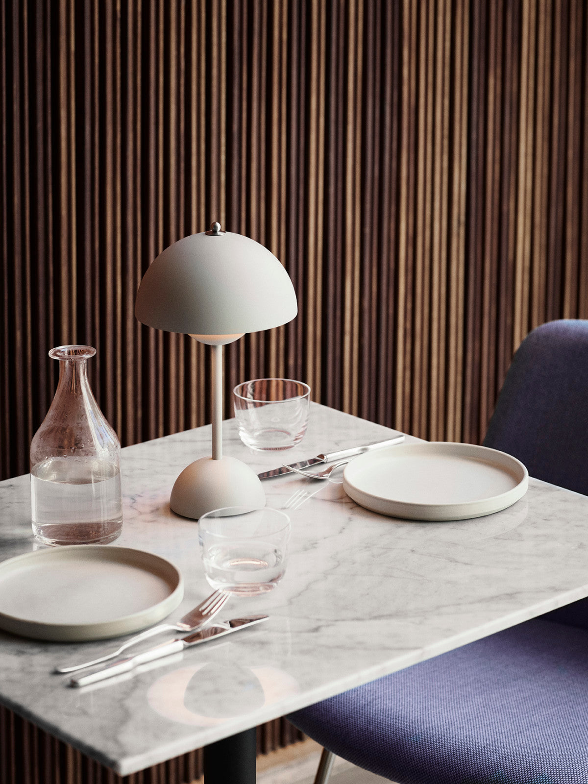 Flowerpot VP9 Matt Light Grey