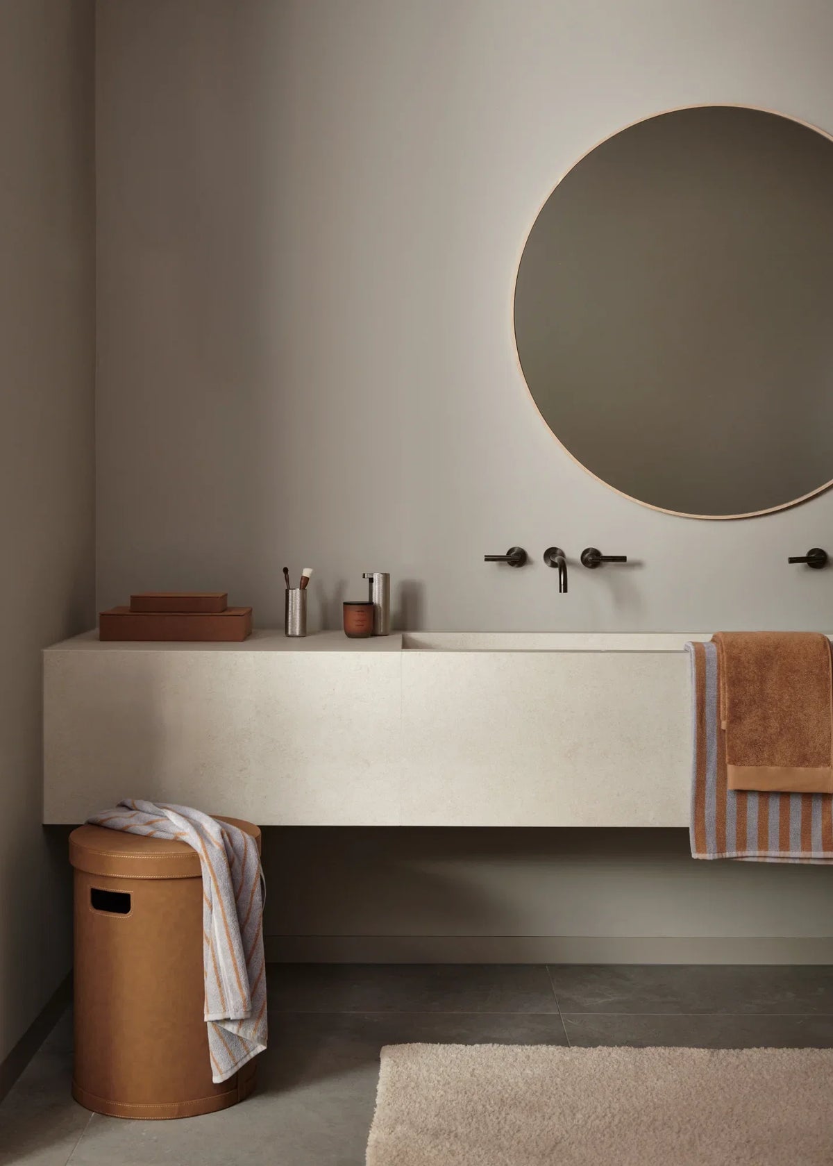 Bath towel -ARTO- colour Micro Chip/Tan