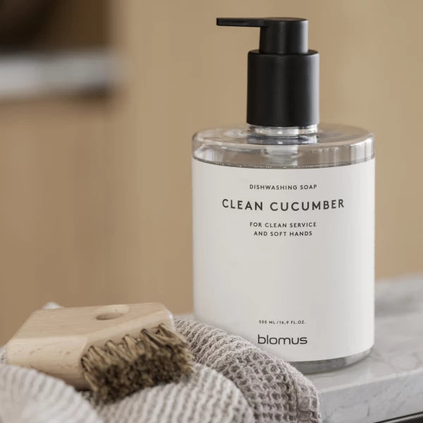 Dishwashing soap scent clean cucumber satomi whith