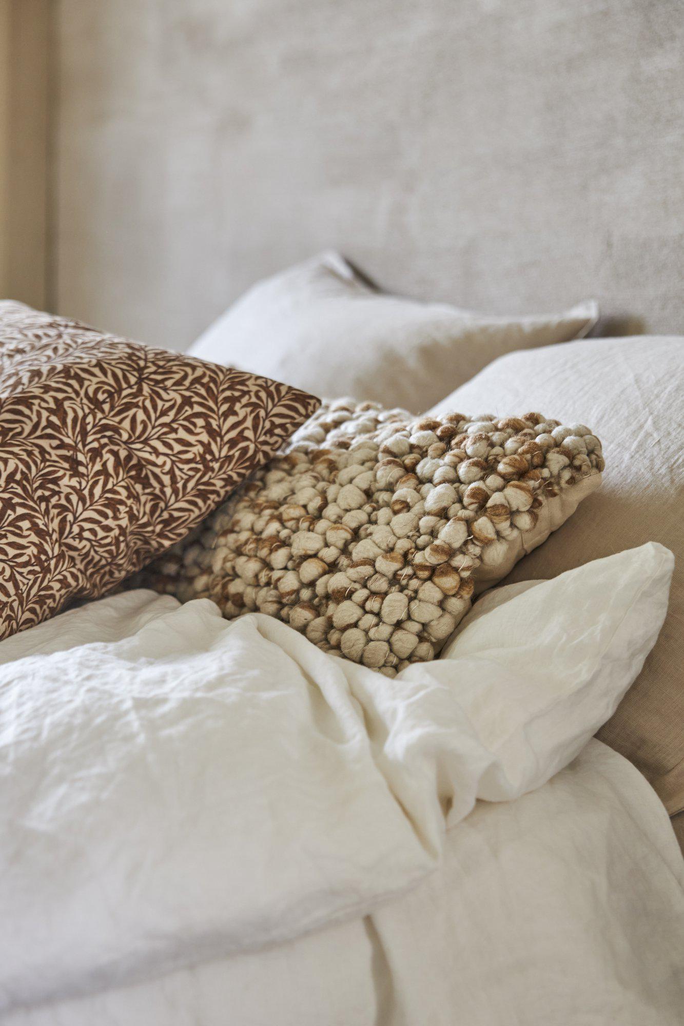 Tove Cushion