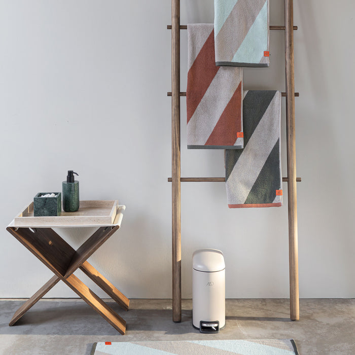 Diagonal 70x133, Dark Olive