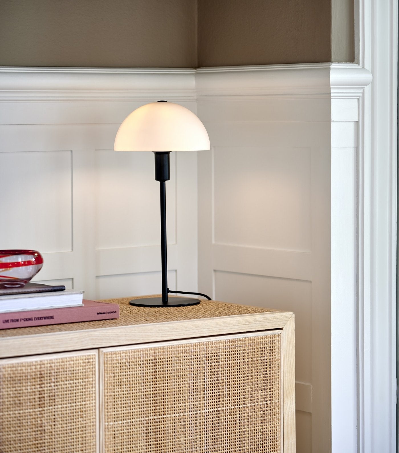 Ellen /Bord Opal/Sort