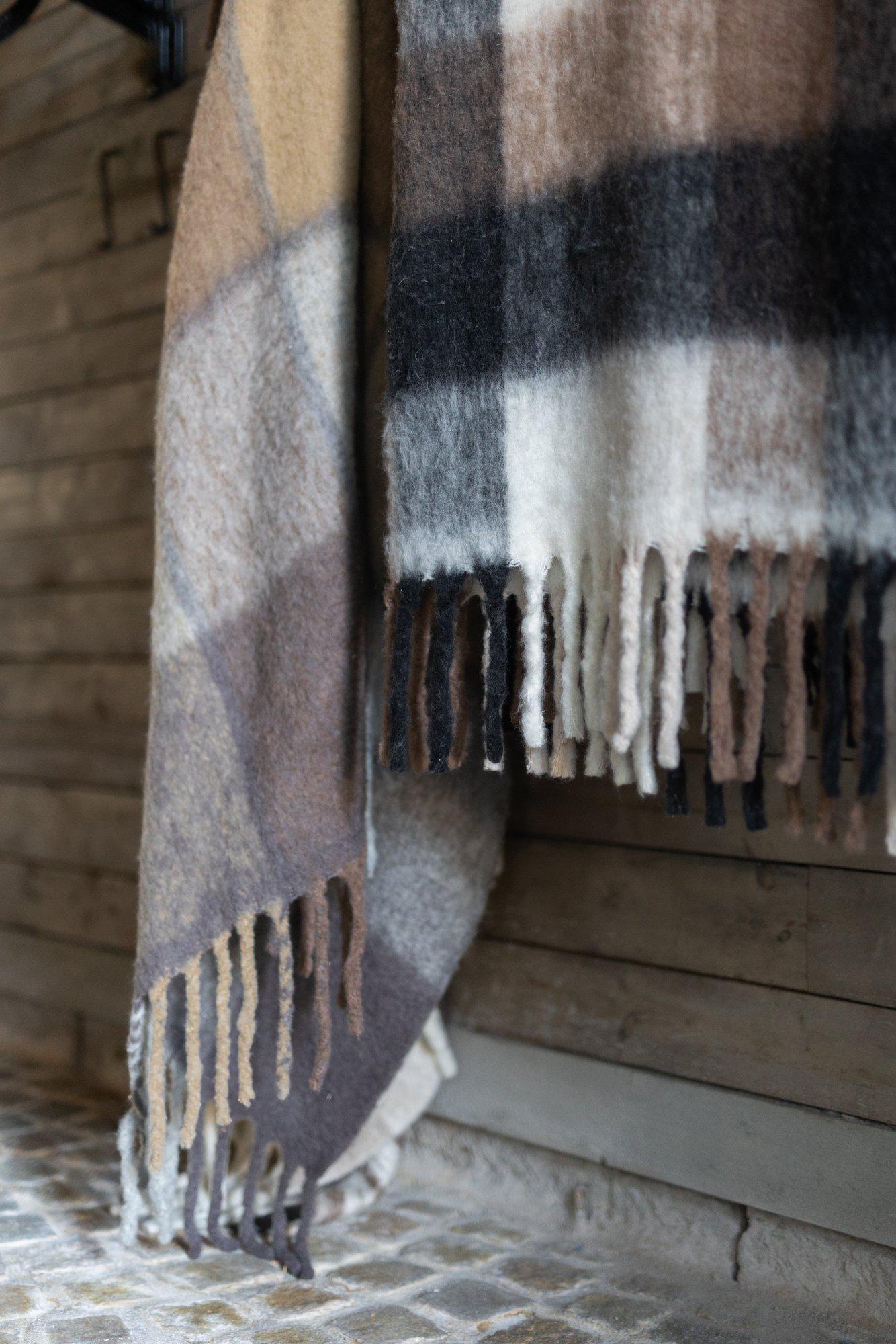 Bello grande throw