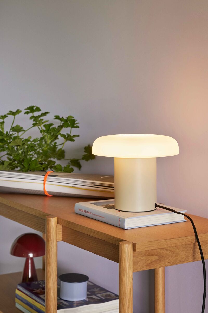 Ateliers Table Lamp Sand/White