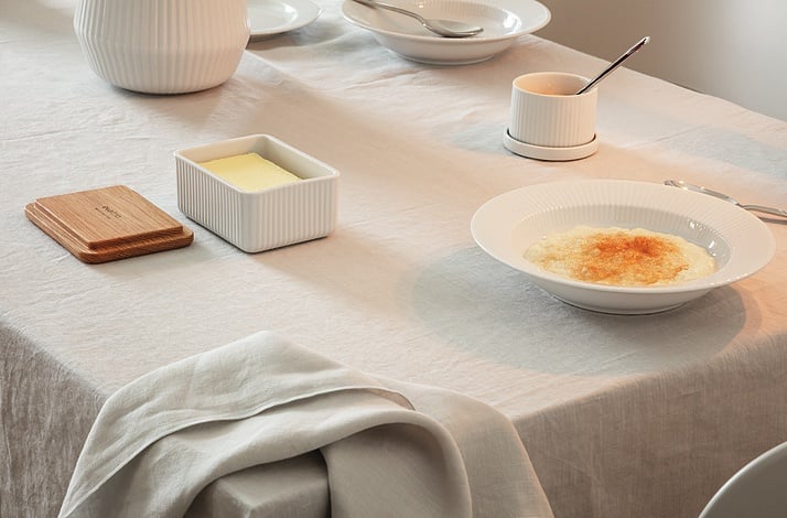 Smørboks m/egetræslåg Nova