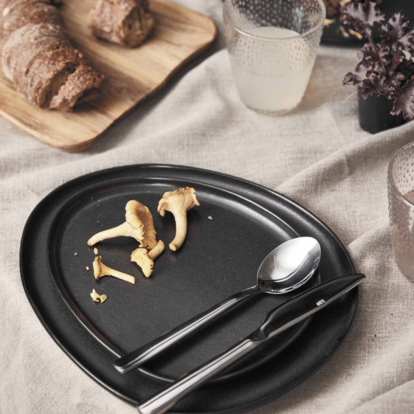 RAW Organic Titanium Black - middags tallerken