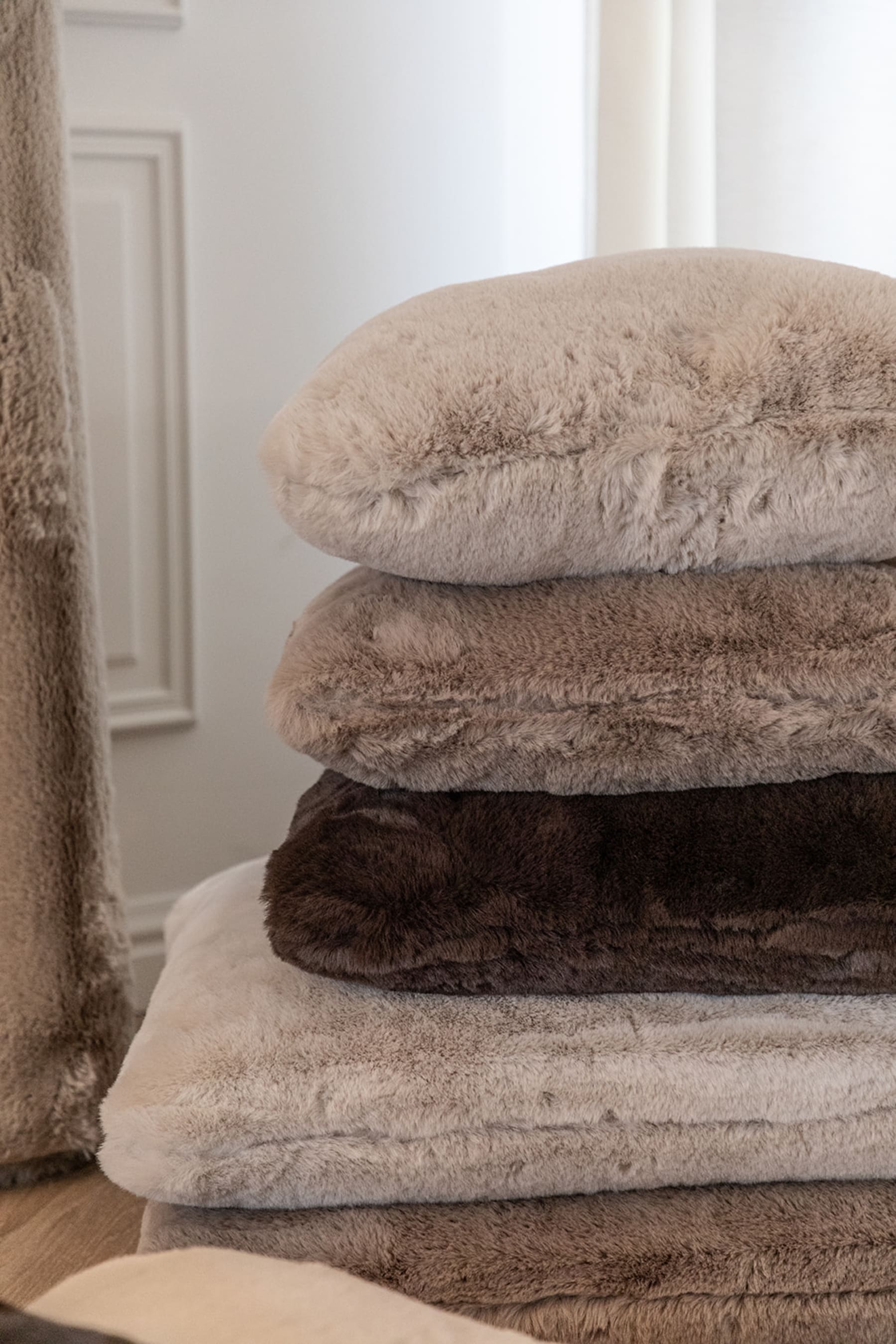 Adalyn Pillow 45x45 - Sand