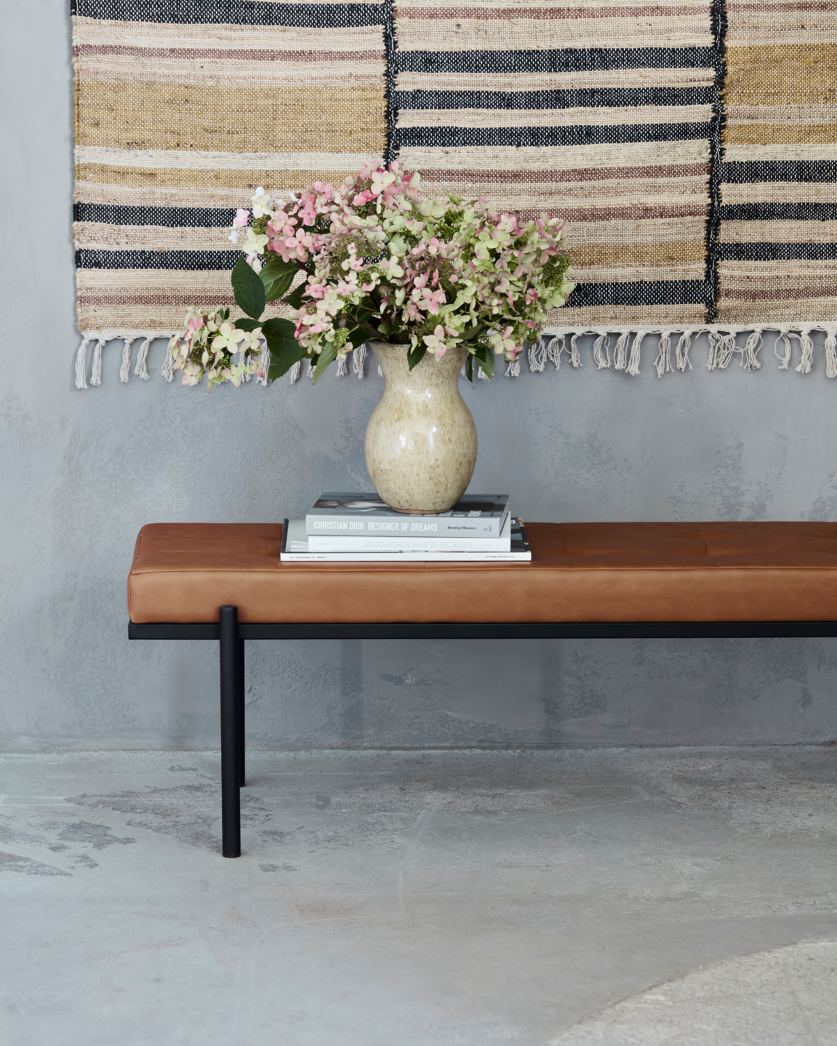 Bench. HDLao Golden brown
