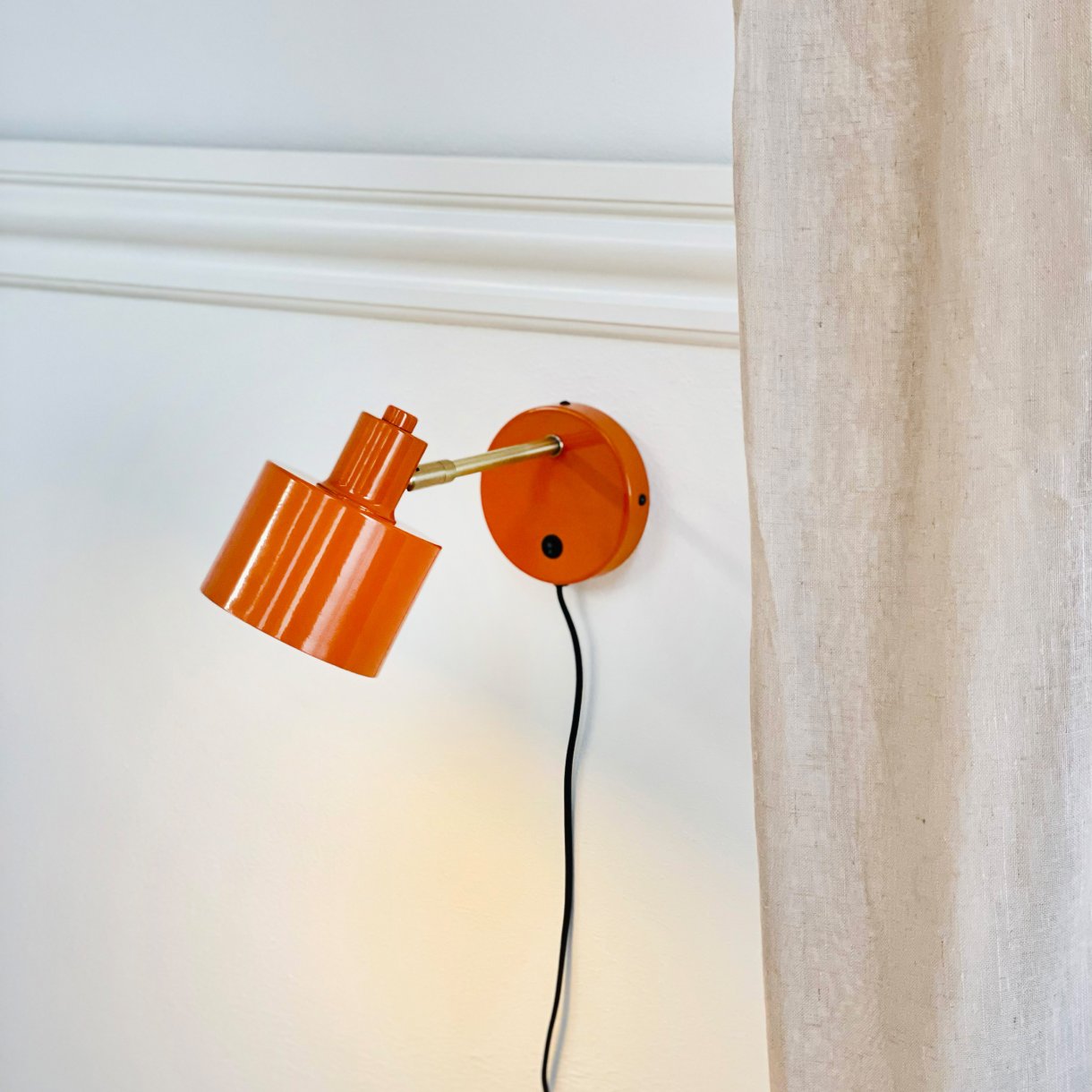 Ocean orange/messsing væg