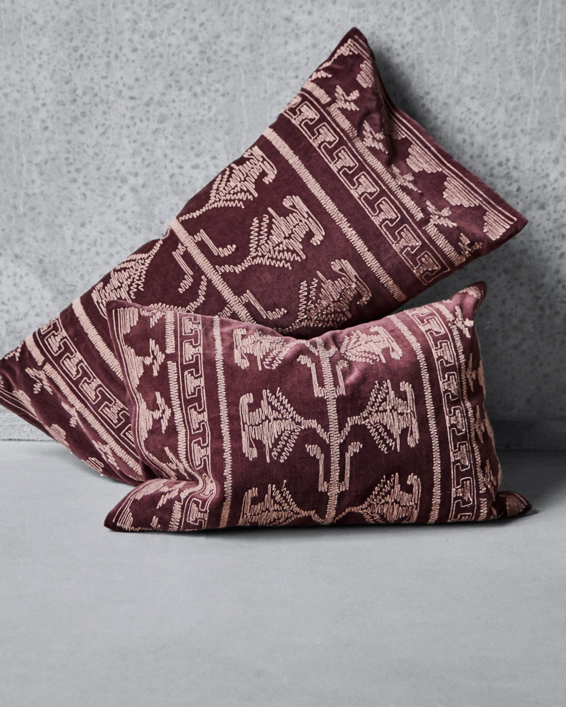 Cushion, HDHarlov, Bitter chocolate
