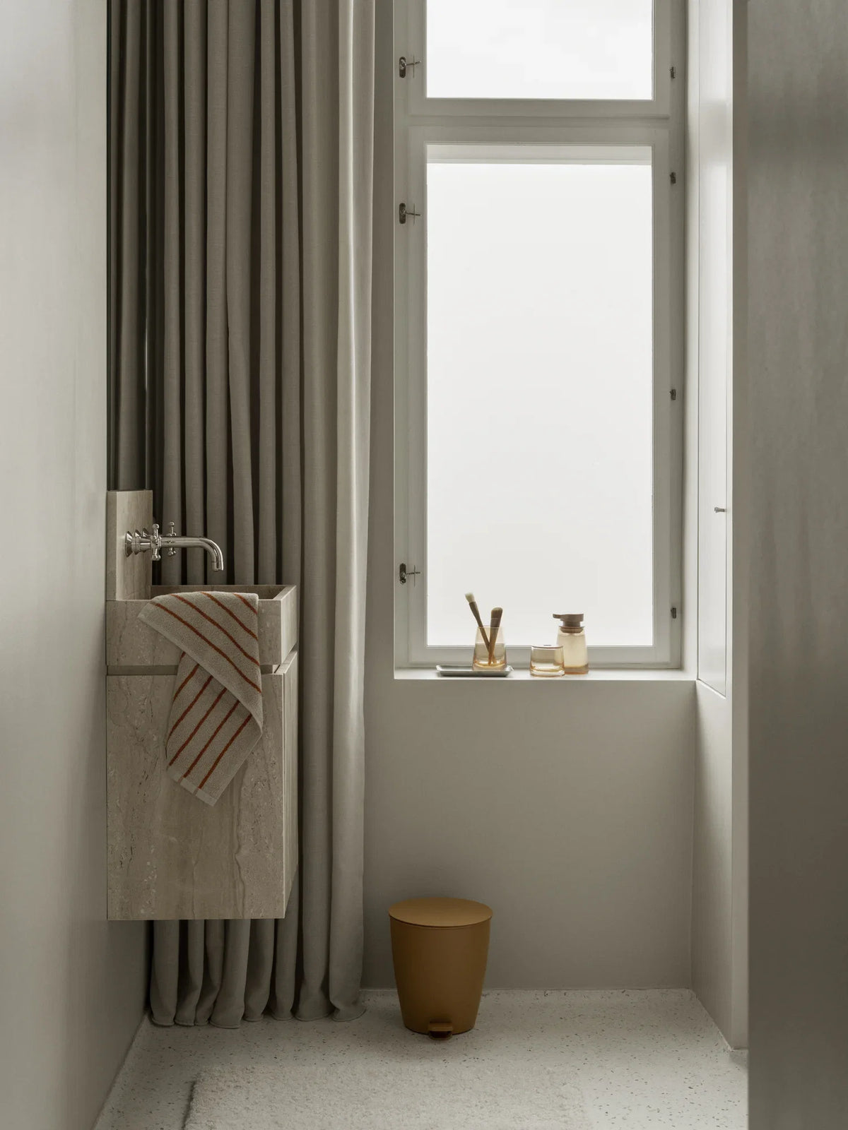 Set of 2 Guest Hand Towel - ARTO