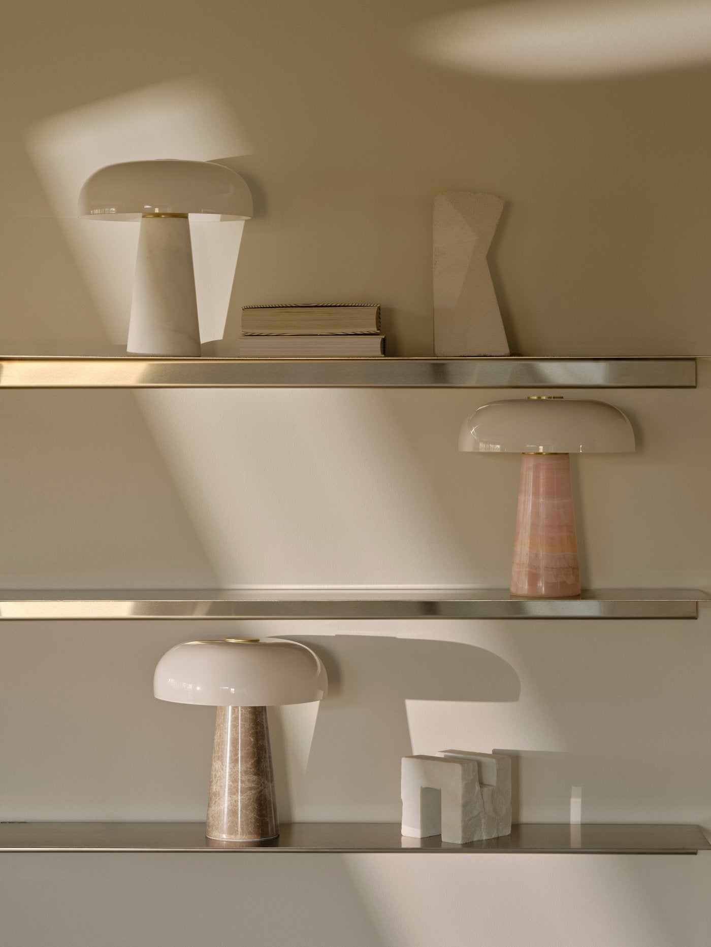 Glossy Mini Table lamp Beige