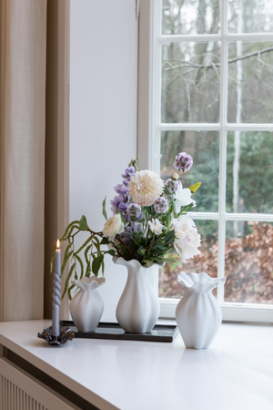 Nellie vase - off white