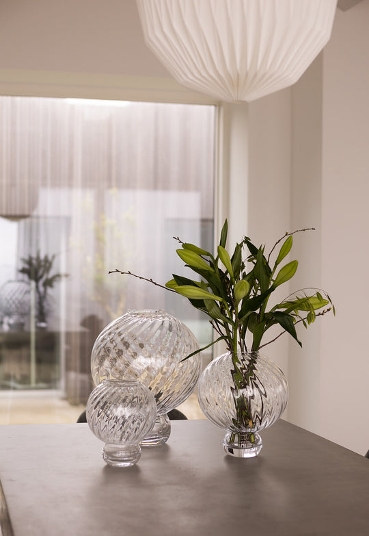 Meadow Swirl Vase medium - Clear