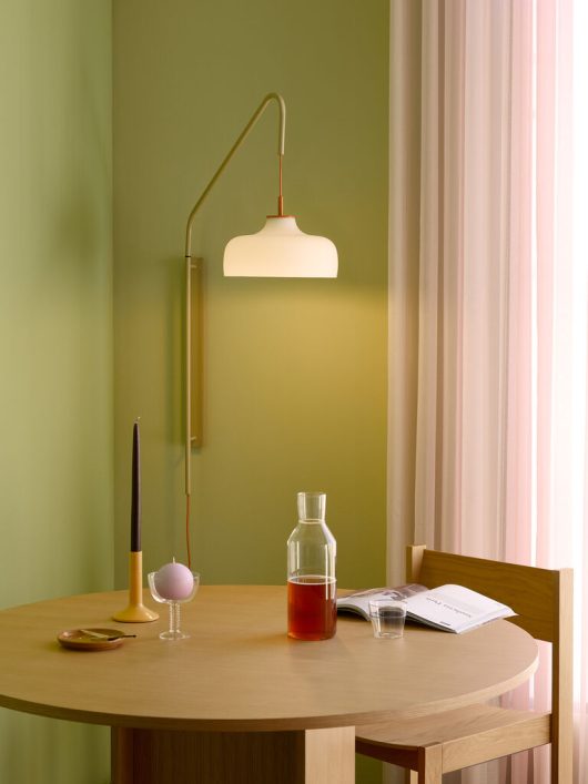 Current wall light sand