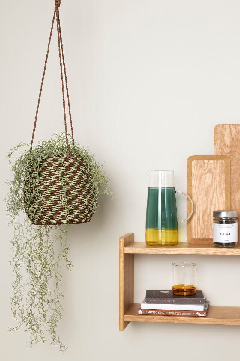 Less shelf natural